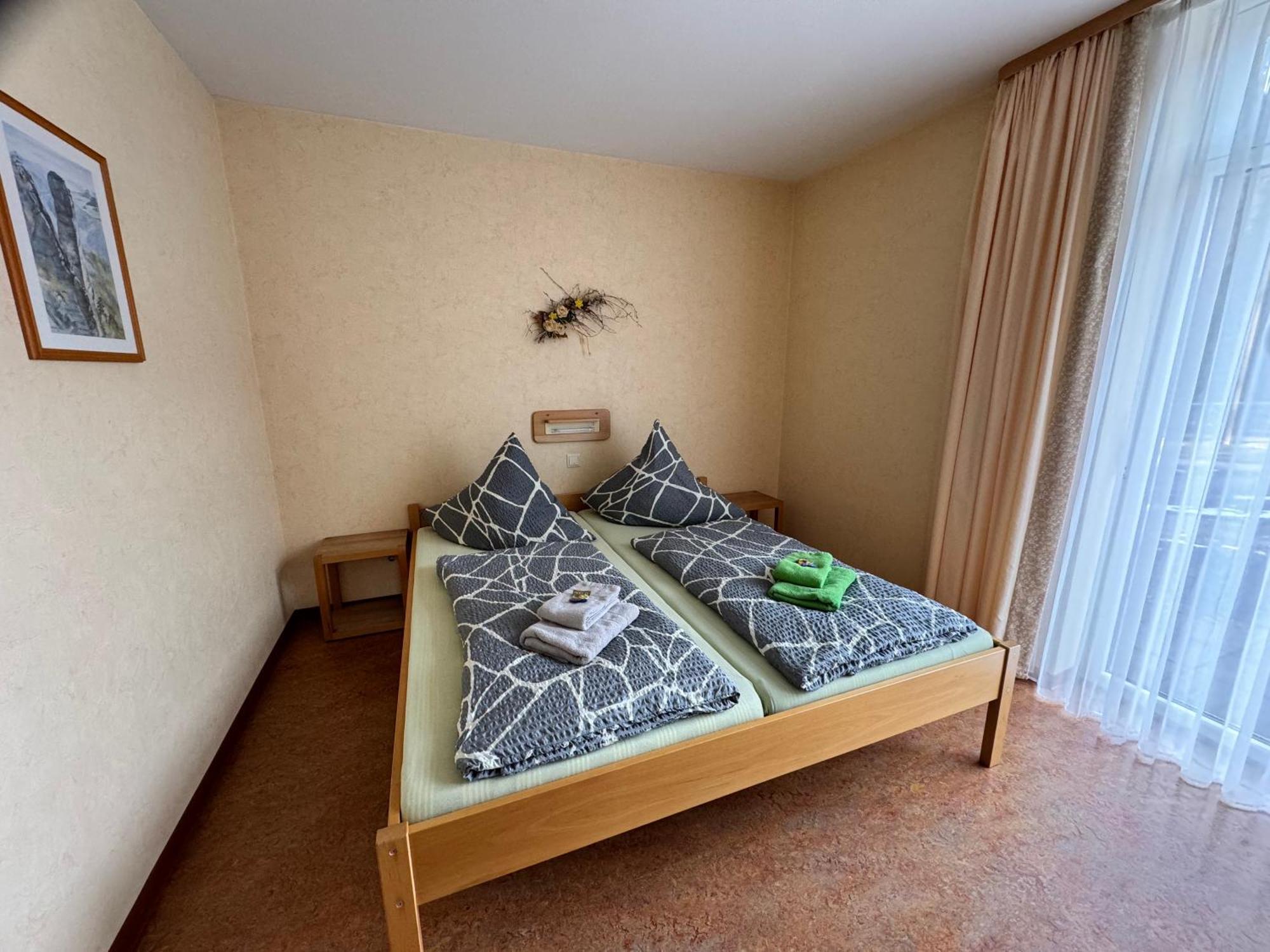 Pension Hoenel-Hof Bad Schandau Exteriör bild